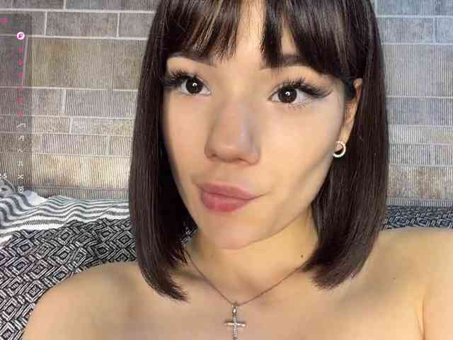 KhadijahStippich webcam