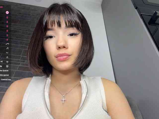 KhadijahStippich webcam