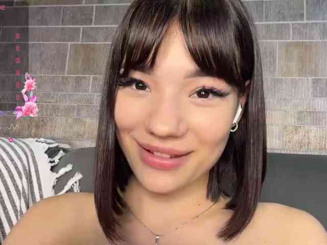 KhadijahStippich webcam