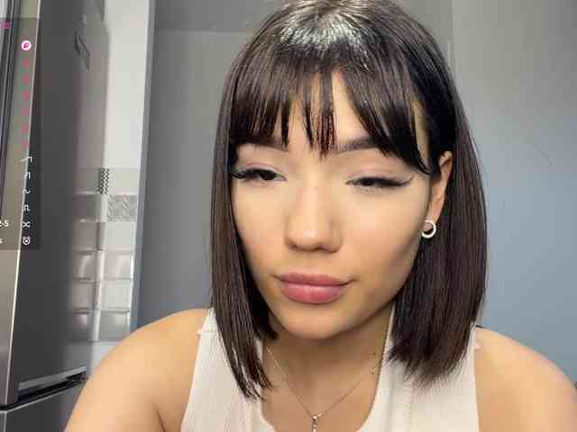 KhadijahStippich webcam