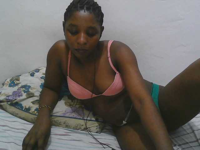 Hadijah live cam preview