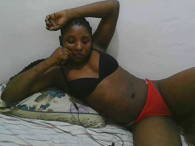 Hadijah live cam preview
