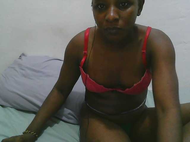 Hadijah live cam preview