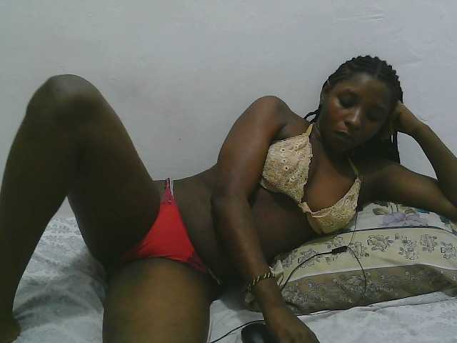 Hadijah live cam preview