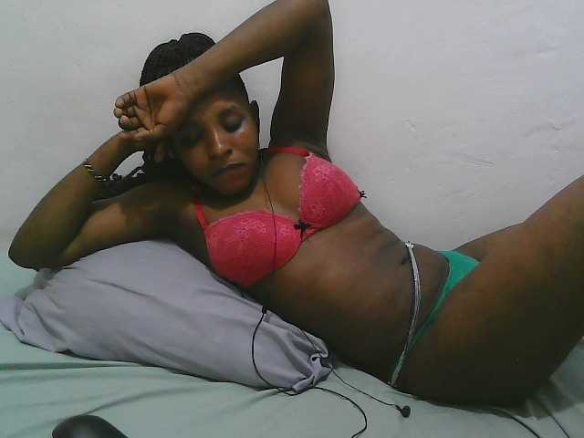 Hadijah live cam preview