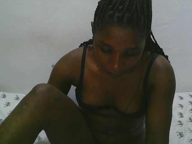 Hadijah live cam on BongaCams