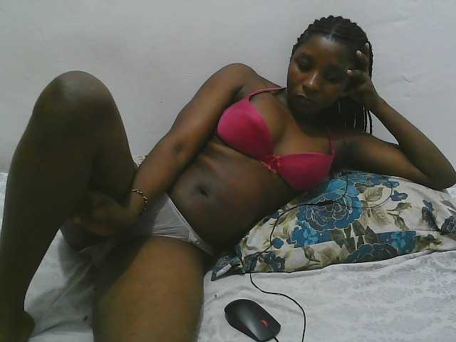 Hadijah live cam preview