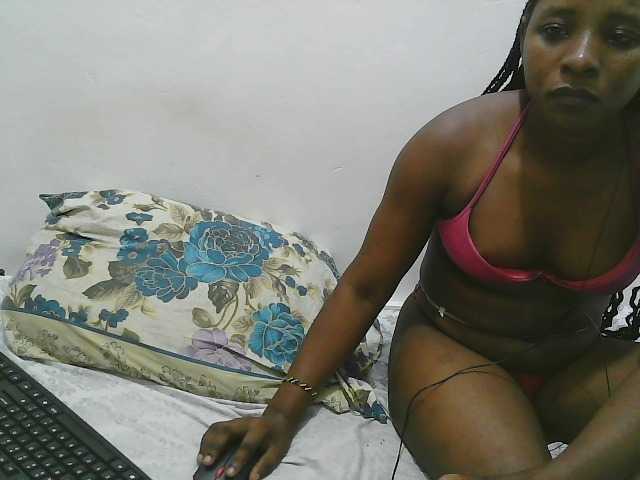Hadijah — live female cam