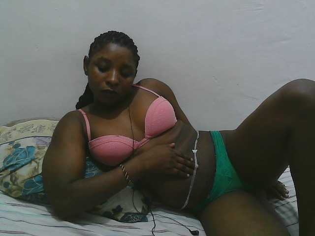 Hadijah live cam preview