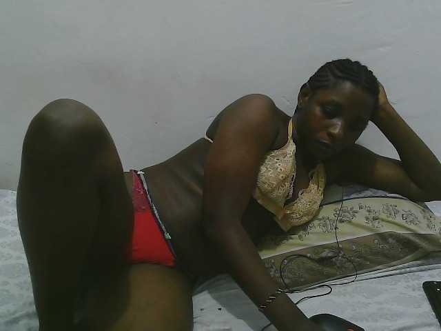Hadijah live cam on BongaCams