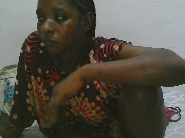 Hadijah live cam on BongaCams