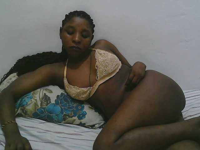 Hadijah live cam preview