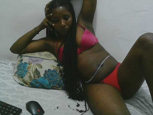 Hadijah — live female cam