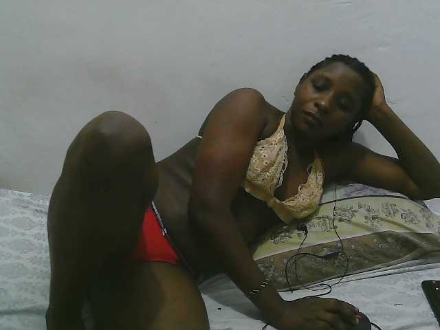 Hadijah live cam on BongaCams