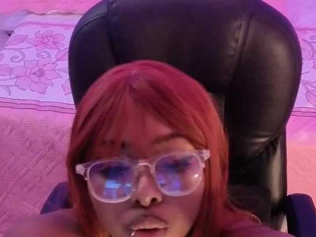 ChelsieDouce live cam on BongaCams