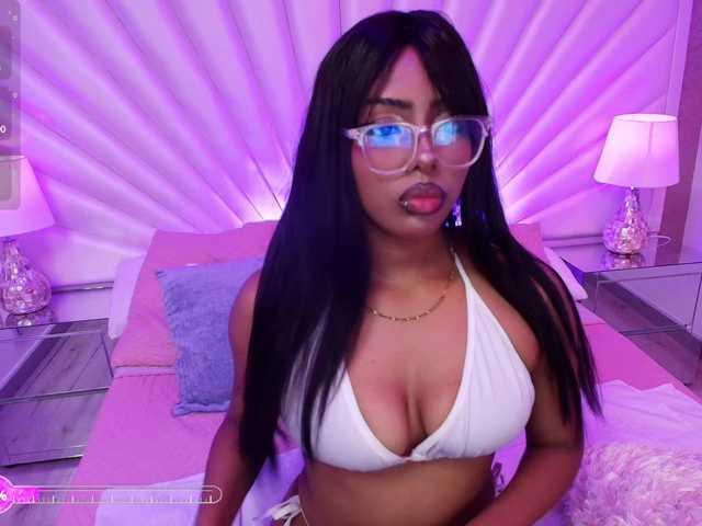 ChelsieDouce live cam on BongaCams