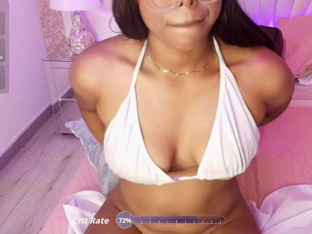 ChelsieDouce live cam on BongaCams