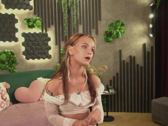 agata-cristee live cam on BongaCams