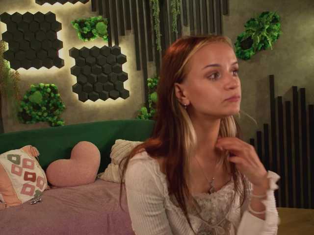 agata-cristee live cam preview