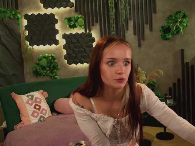 agata-cristee live cam on BongaCams