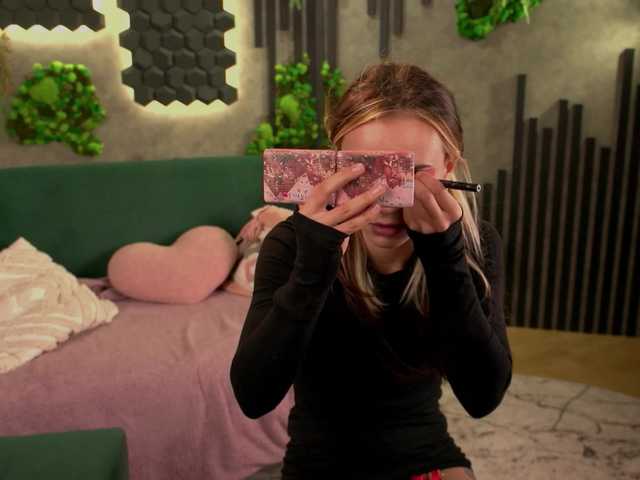 agata-cristee live cam on BongaCams
