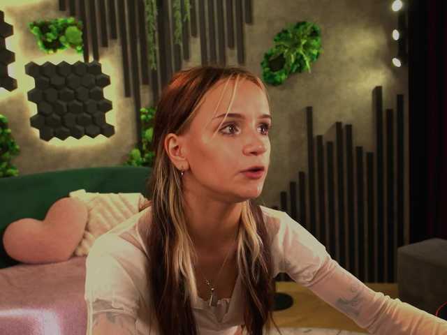 agata-cristee live cam on BongaCams