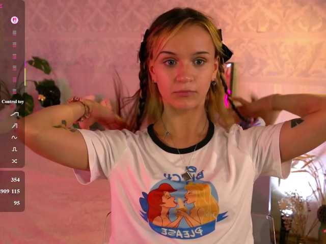 agata-cristee live cam on BongaCams