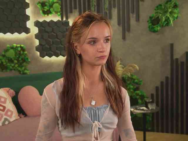 agata-cristee webcam