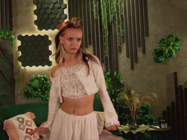 agata-cristee webcam