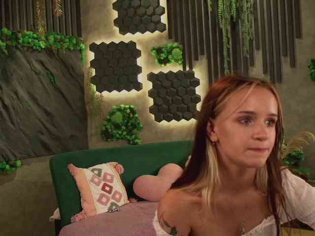 agata-cristee webcam