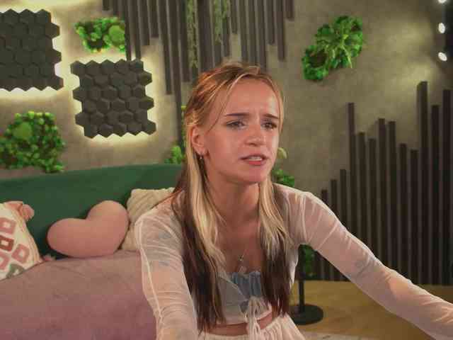agata-cristee webcam