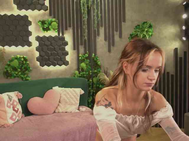 agata-cristee webcam