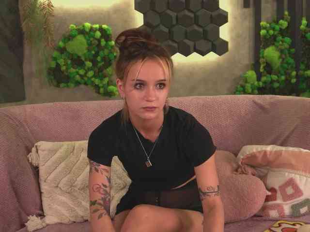 agata-cristee webcam