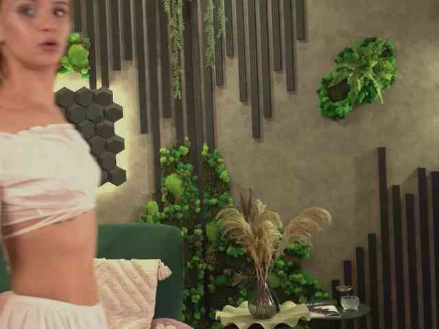 agata-cristee webcam
