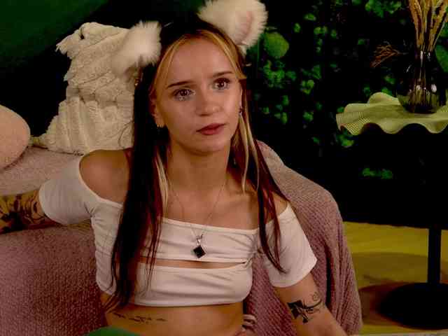 agata-cristee webcam