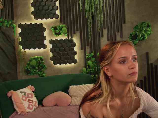 agata-cristee webcam