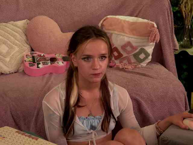 agata-cristee webcam