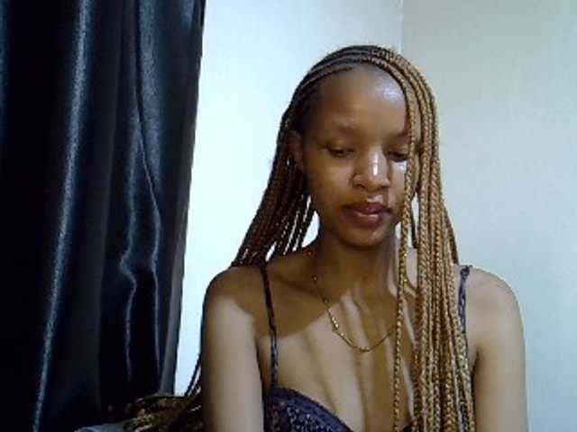 Luiza22, live now on BongaCams
