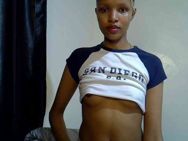 Luiza22 webcam