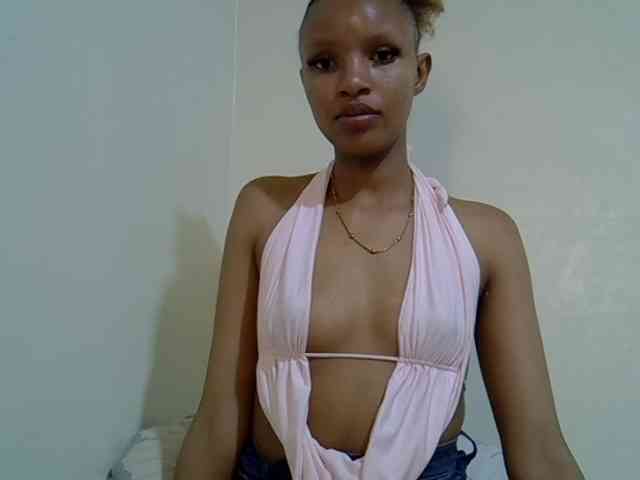 Luiza22 webcam