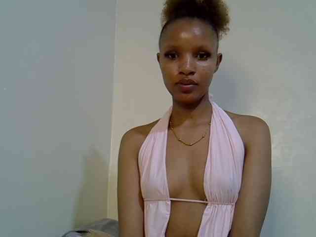 Luiza22 webcam