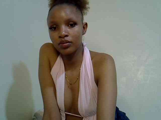 Luiza22 webcam