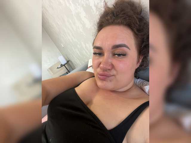Rosy-Kristina webcam
