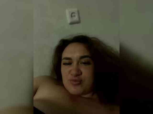 Rosy-Kristina webcam