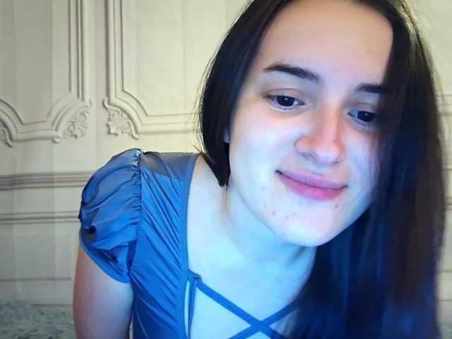LUNABLAZE23 live cam on BongaCams