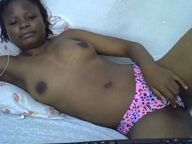 Daah live cam on BongaCams