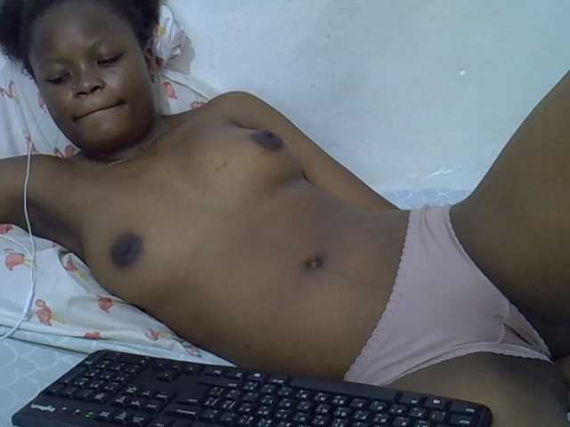 Daah, live now on BongaCams