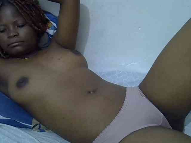 Daah Live Webcam on BongaCams