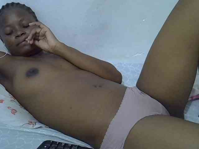 Model: Daah