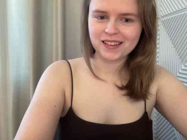 yourqueen webcam